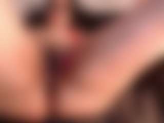 Live cam show with Megan-B - MILF Teen (18+) on thefappeningchat.com