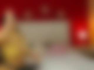Mia-coluccii's Live Sex Cam Show