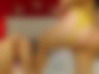 Live cam show with Mia-coluccii - Tittyfuck on Instabang