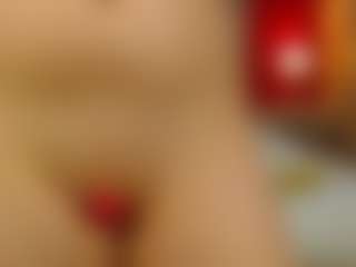 Live cam show with Mia-coluccii - Dildo Or Vibrator on luckytryst.com