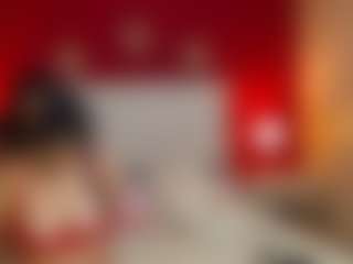 Live cam show with Mia-coluccii - Bikini on Camsoda