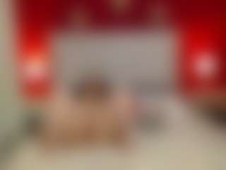 Live cam show with Mia-coluccii - Bikini on Camsoda
