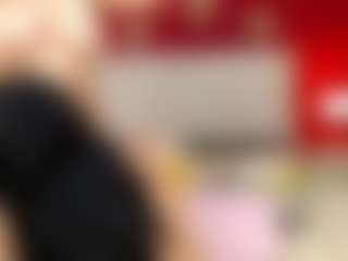Mia-coluccii's Live Sex Cam Show