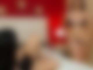 Live cam show with Mia-coluccii - Bikini on MyBangCams