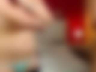 Live cam show with Mia-coluccii - Tattoos on LiveSexCams6