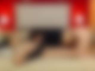 Live cam show with Mia-coluccii - Toys on Camsoda