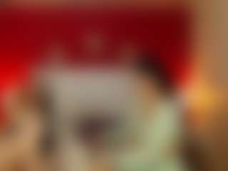 Mia-coluccii's Live Sex Cam Show