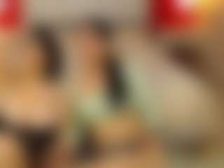 Live cam show with Mia-coluccii - Facial on xplaylive.com