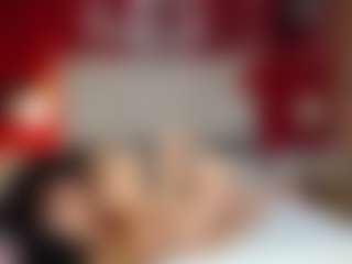 Live cam show with Mia-coluccii - Big Ass on StripNow