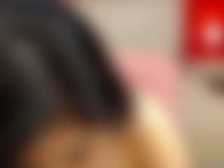 Live cam show with Mia-coluccii - Toys on AdultVida.com