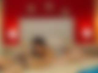 Live cam show with Mia-coluccii - Strip on Camsoda