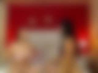 Live cam show with Mia-coluccii - Bikini on Camsoda