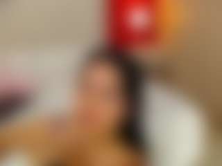 Live cam show with Mia-coluccii - Brown Eyes on Camsoda