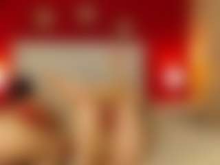 Live cam show with Mia-coluccii - Tittyfuck on pussylord.com