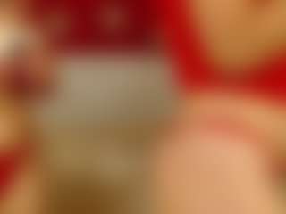 Live cam show with Mia-coluccii - Facial on TastyBlacksLive