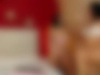 Live cam show with Mia-coluccii - Tittyfuck on Camsoda