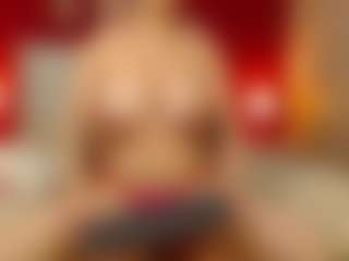 Mia-coluccii's Live Sex Cam Show