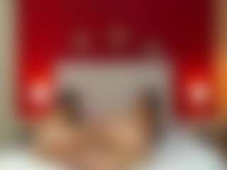 Live cam show with Mia-coluccii - Fetish on Dolls Live