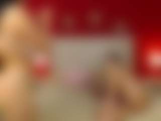 Live cam show with Mia-coluccii - Tittyfuck on Camsoda
