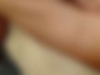 Mia-coluccii's Live Sex Cam Show