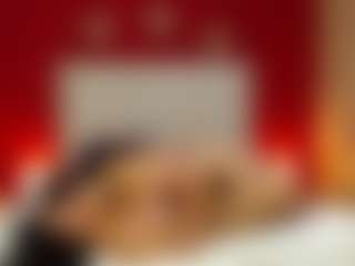 Live cam show with Mia-coluccii - Tittyfuck on Lustler