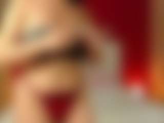 Live cam show with Mia-coluccii - Bikini on Camsoda