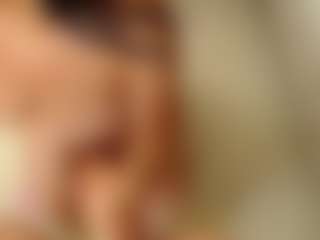 Mia-coluccii's Live Sex Cam Show