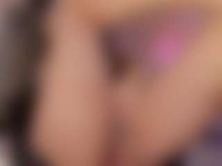 Live cam show with Jesscollen - Lean on Camsoda