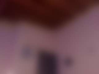 Live cam show with Jesscollen - White on Milfs Live | colombia