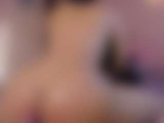 Live cam show with Jesscollen - Tease on fapnchat