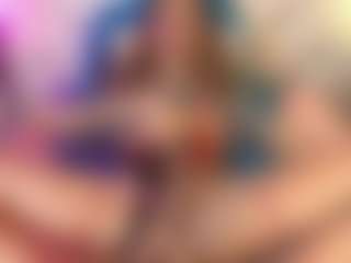 Live cam show with DAKOTAROSEE - HD on xxxlivecams.org