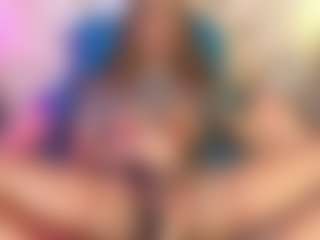 Live-Cam-Show mit DAKOTAROSEE - Average auf Camsoda