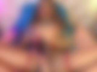 Live cam show with DAKOTAROSEE - Drinking on Instabang
