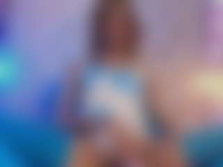 Live cam show with DAKOTAROSEE - Young Adult on Camsoda