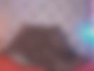 Live cam show with DAKOTAROSEE - Smoking on Uber Horny