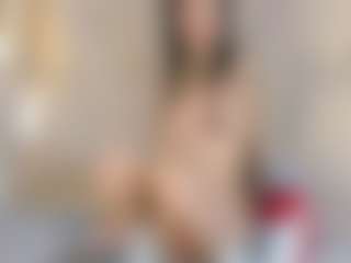Live cam show with Madison Wood - Italian on Uber Horny | united states