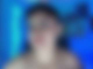 Live cam show with milley-rose - Petite on galaxygirlnitro.com