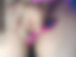 milley-rose's Live Sex Cam Show