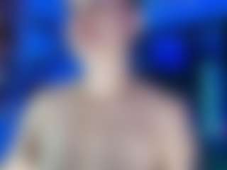 Live cam show with milley-rose - Brown Hair Petite on madthumbs