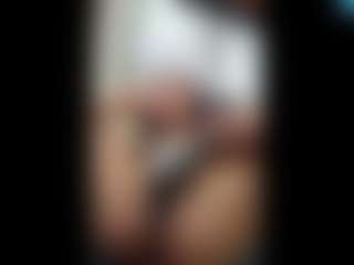 niniwild's Live Sex Cam Show