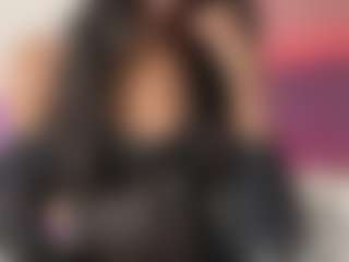 Live cam show with Rubi Vixxen - Ebony on Camsoda