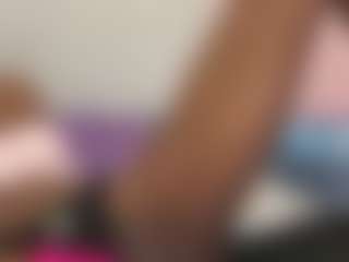 Live cam show with Rubi Vixxen - Petite on alttransgirls