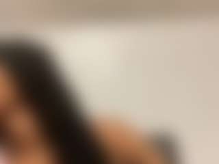 Live cam show with Rubi Vixxen - Black Toys on alttransgirls