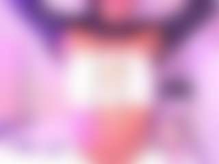 Live cam show with SilvanaCapelli - Small Tits on livesuperchat.net