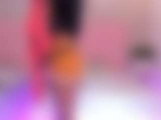 Live cam show with SilvanaCapelli - Black Hair on Camsoda