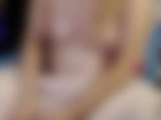 Live cam show with Kassie G - Smoking on Camsoda