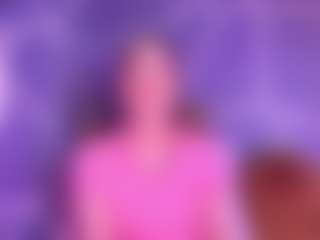 Live cam show with KoriiLee - Skinny on Uber Horny