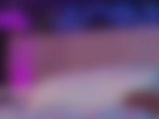 Live cam show with Alix Red Hair - Shaved on Camsoda