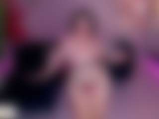 Live cam show with lenah-smith - Riding on Camsoda