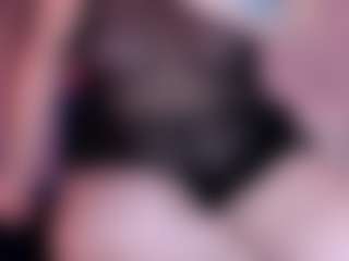 Live cam show with lenah-smith - Blonde Hair MILF on livesuperchat.net